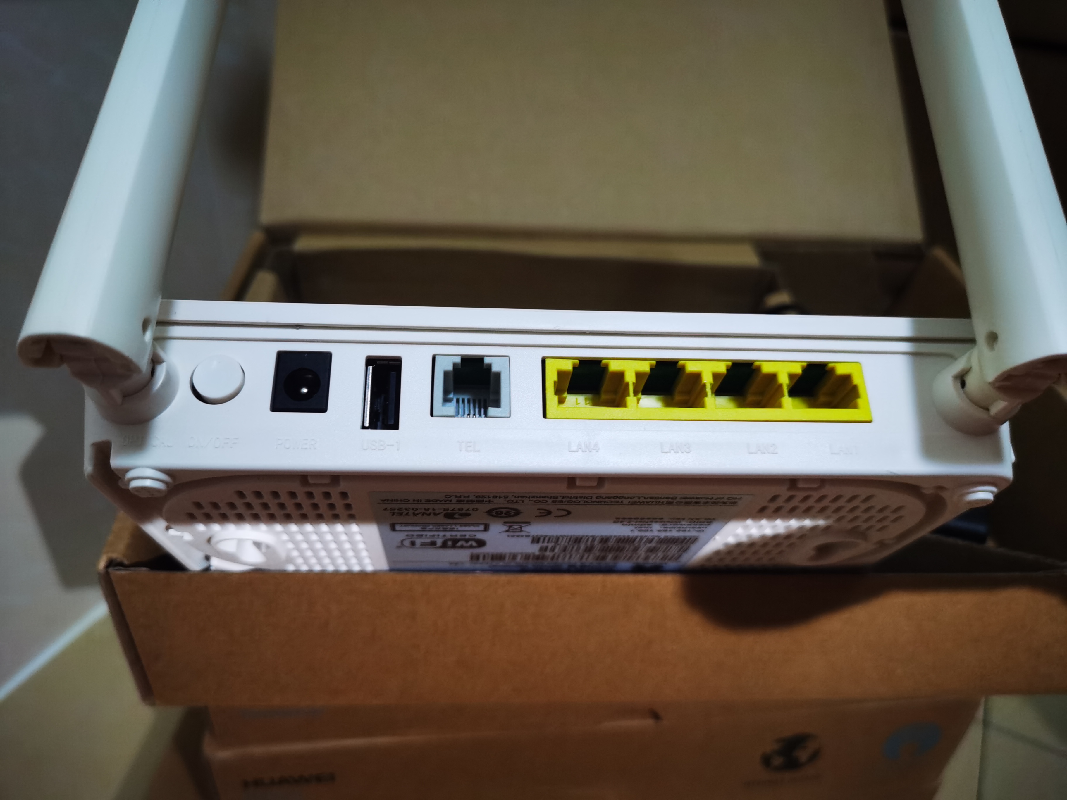 HUAWEI EchoLife EG8145V5 FTTH GPON ONU